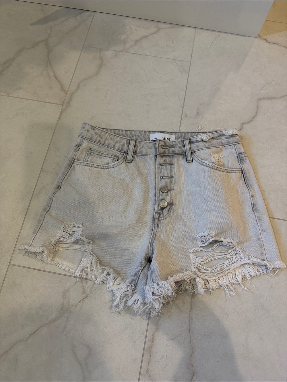 VERVET BY FLYING MONKEY Light grey Distressed High-Rise Jean Shorts